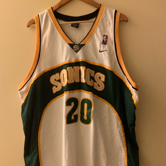 Nike Other - Seattle Super Sonics throwback jersey